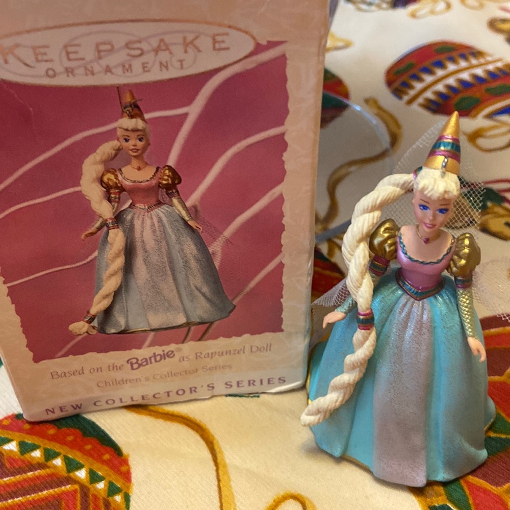 HALLMARK KEEPSAKE ORNAMENT 1997 BARBIE AS RAPUNZEL DOLL COLLECTOR SERIES